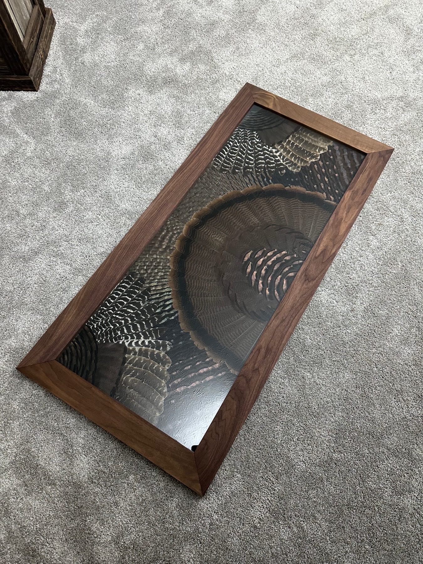 Tables feather art piece — #4