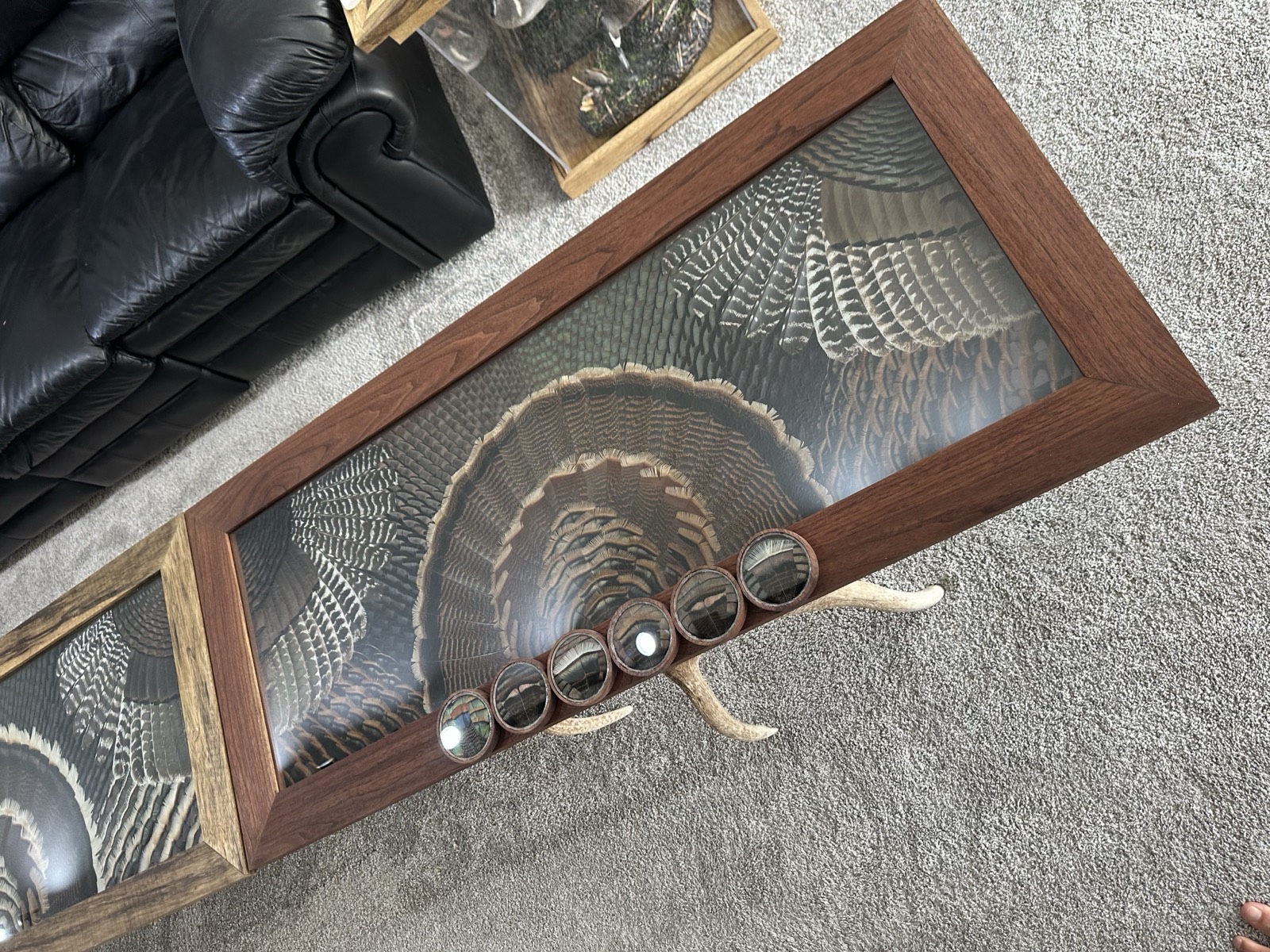 Tables feather art piece — #1